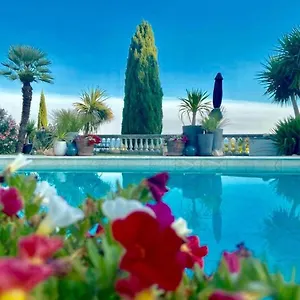 https://la-louisiane.fr-provencehotel.com
